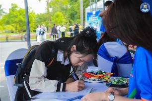 “VHU Job Fair 2025 – Ngày hội việc làm”: Đẩy mạnh kết nối người học, người dạy và doanh nghiệp