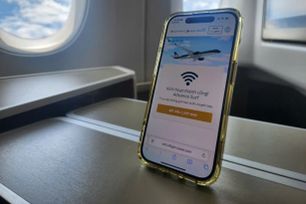 Vietnam Airlines bắt đầu thử nghiệm dịch vụ kết nối internet trên máy bay