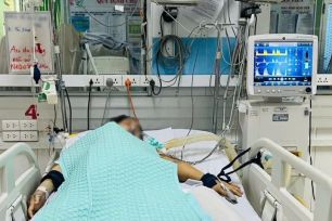 Hai người trẻ "thập tử nhất sinh", máu cô đặc vì sốt xuất huyết