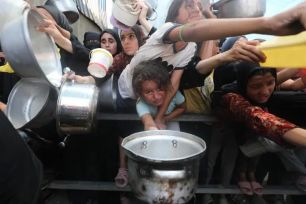 Israel mở hành lang nhân đạo, phát động tấn công chiếm thành phố Gaza