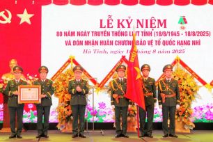 Kỷ niệm 80 năm Ngày truyền thống lực lượng vũ trang tỉnh Hà Tĩnh