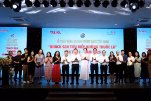 Sẽ xếp hạng và công khai các khách sạn tiêu biểu không thuốc lá