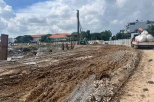 Khẩn trương tháo gỡ vướng mắc, đẩy nhanh tiến độ dự án rạch Xuyên Tâm