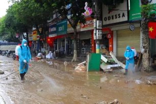 Khẩn trương khắc phục thiệt hại y tế, sẵn sàng ứng phó bão số 11
