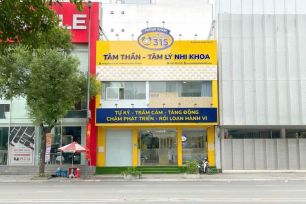 Nghi ngờ trẻ bị tự kỷ, gia đình phát hiện nguyên nhân bất ngờ