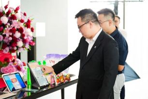 Ra mắt ứng dụng số OneShop hỗ trợ hộ kinh doanh