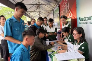 Hàng ngàn cơ hội việc làm cho người lao động