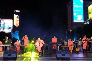 Quảng bá nghệ thuật truyền thống dân tộc và đương đại 