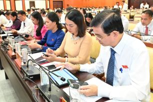 Dự án đường Tôn Thất Thuyết - công viên bờ Kênh Tẻ đổi chủ đầu tư