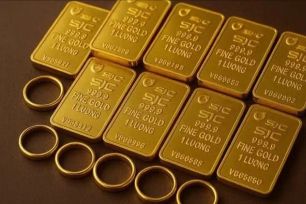 Vàng miếng SJC và vàng nhẫn 9999 cùng giảm 2,2 triệu đồng/lượng