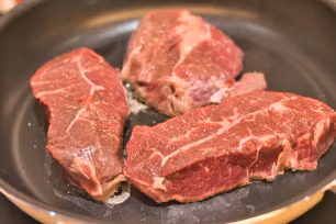 Mỹ giảm thuế hàng loạt mặt hàng thực phẩm giữa lo ngại lạm phát