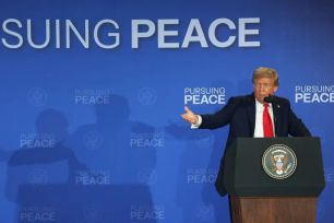 Phản ứng của các bên sau đề xuất hòa bình 28 điểm của Mỹ 