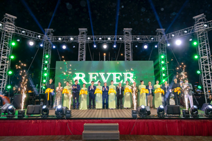 Du thuyền ẩm thực REVER Cruise: Sản phẩm mới th&#250;c đẩy kinh tế đ&#234;m TP.HCM