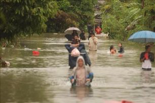 Thủ tướng Thái Lan kích hoạt tình trạng khẩn cấp vì mưa lũ 
