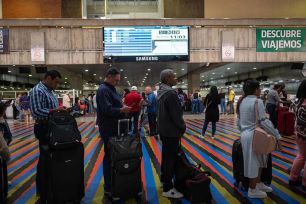 IATA kêu gọi Venezuela xem xét lại quyết định hủy phép bay của nhiều hãng quốc tế