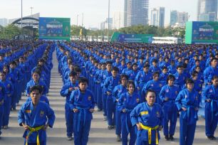 TPHCM xác lập kỷ lục đồng diễn võ nhạc vovinam có số lượng học sinh tham gia đông nhất Việt Nam