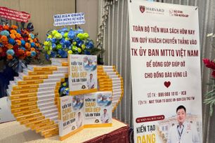 B&#225;c sĩ Harvard ra mắt s&#225;ch về n&#226;ng mũi an to&#224;n