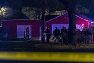 Mỹ: Xả súng ở tiệc sinh nhật, 15 người thương vong