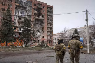 Tổng thống Nga nhận tin chiến thắng từ Pokrovsk và Vovchansk