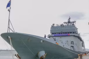 Tàu huấn luyện ROKS Hansando của Hải quân Hàn Quốc thăm hữu nghị Đà Nẵng