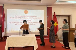 Kiều bào tại Indonesia chung tay hướng về miền Trung và Tây Nguyên