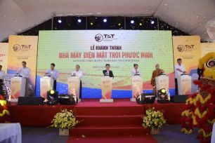 Khát vọng tạo giá trị từ năng lượng tái tạo của Bầu Hiển