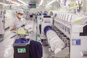 11 th&#225;ng, vốn đăng k&#253; v&#224; số doanh nghiệp mới c&#249;ng tăng tr&#234;n 20%