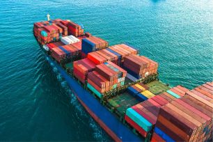 Khi doanh nghiệp tư nhân giải bài toán điểm nghẽn logistics