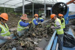 Thu gom, xử lý rác ở Phú Quốc gặp nhiều khó khăn