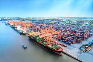 Ph&#243; Thủ tướng y&#234;u cầu x&#226;y dựng đề &#225;n trung t&#226;m h&#224;ng hải quốc tế tại TP.HCM