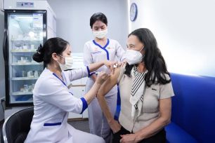 Việt Nam có vaccine bảo vệ phổi cho người cao tuổi