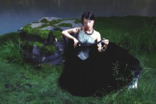 Ca sĩ Phùng Khánh Linh: Kiên nhẫn gặt quả ngọt