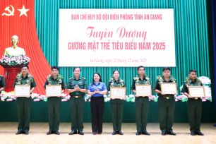 Tuyên dương 10 gương mặt trẻ tiêu biểu trong lực lượng biên phòng
