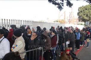 Mỹ sẽ hủy hàng nghìn hồ sơ xin tị nạn