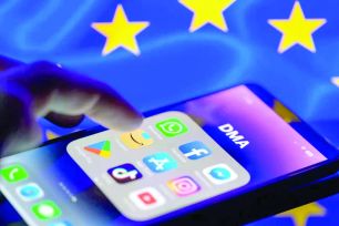 Vết nứt quan hệ giữa Mỹ và châu Âu lan rộng