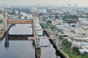 TPHCM ủy quyền quyết định đầu tư nhiều dự án công