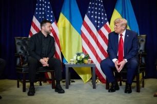 Tổng thống Trump "dội gáo nước lạnh" vào kế hoạch hòa bình của Tổng thống Zelensky