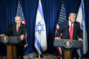 Tổng thống Mỹ cảnh báo Hamas giải giáp hoặc "trả giá đắt" 