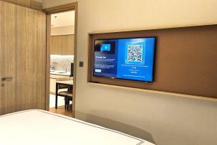 Samsung ra mắt toàn cầu dòng TV khách sạn năm 2025 – HU8000F