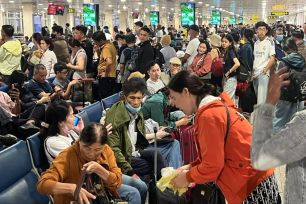 Các cửa ngõ Hà Nội, TPHCM ùn tắc trước kỳ nghỉ Tết Dương lịch 