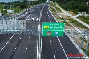 Thông xe toàn tuyến cao tốc Vân Phong - Nha Trang 