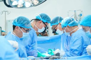 Xuyên đêm ghép tim cho bệnh nhi 15 tuổi suy tim giai đoạn cuối