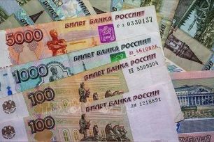 Đồng rúp Nga vào nhóm tài sản sinh lời tốt nhất năm 2025