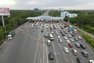 Thêm nhiều loại xe được miễn phí đường bộ theo quy định mới