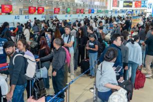 Bộ Xây dựng lập 3 đoàn kiểm tra việc niêm yết giá vé dịp Tết Nguyên đán