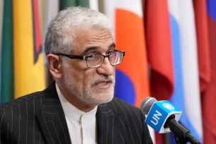 Tổng thống Mỹ Donald Trump vẫn để ngỏ khả năng tấn công Iran