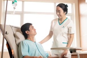 Điều trị ung thư: Cần cách tiếp cận toàn diện, liên tục