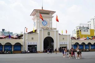 TPHCM chỉnh trang 7 tuyến đường khu trung tâm để đón Tết Nguyên đán