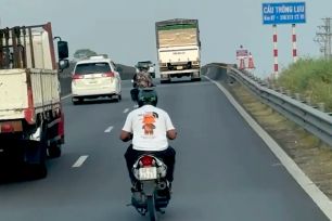 Xử lý hai xe mô tô chạy tốc độ cao, lạng lách trên cao tốc Trung Lương – Mỹ Thuận