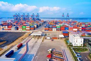 Bộ Công Thương tăng cường đồng hành, tháo gỡ khó khăn cho doanh nghiệp xuất khẩu